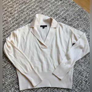 Banana Republic 100% Merino Wool Sweater XS Cream Lightweight Pullover